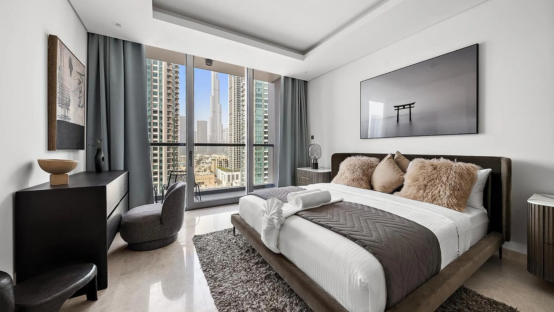 Luxury Living In Sterling West Apartment Dubai