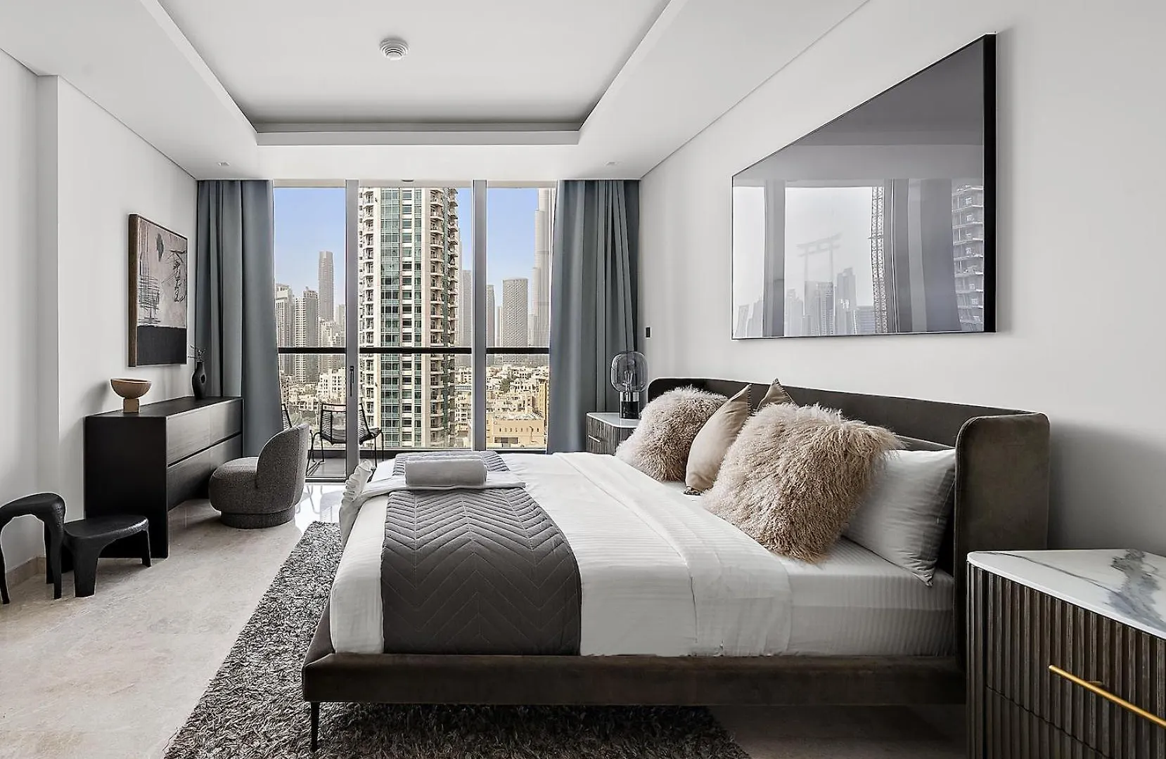 Luxury Living In Sterling West Apartment Dubai