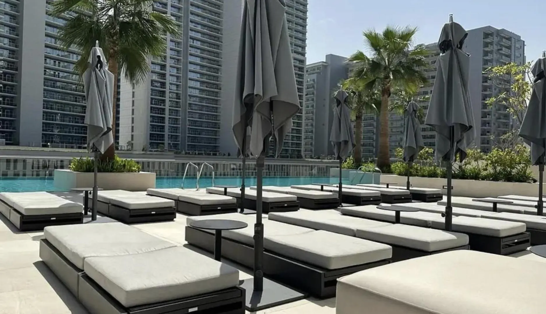 Luxury Living In Sterling West Apartment Dubai