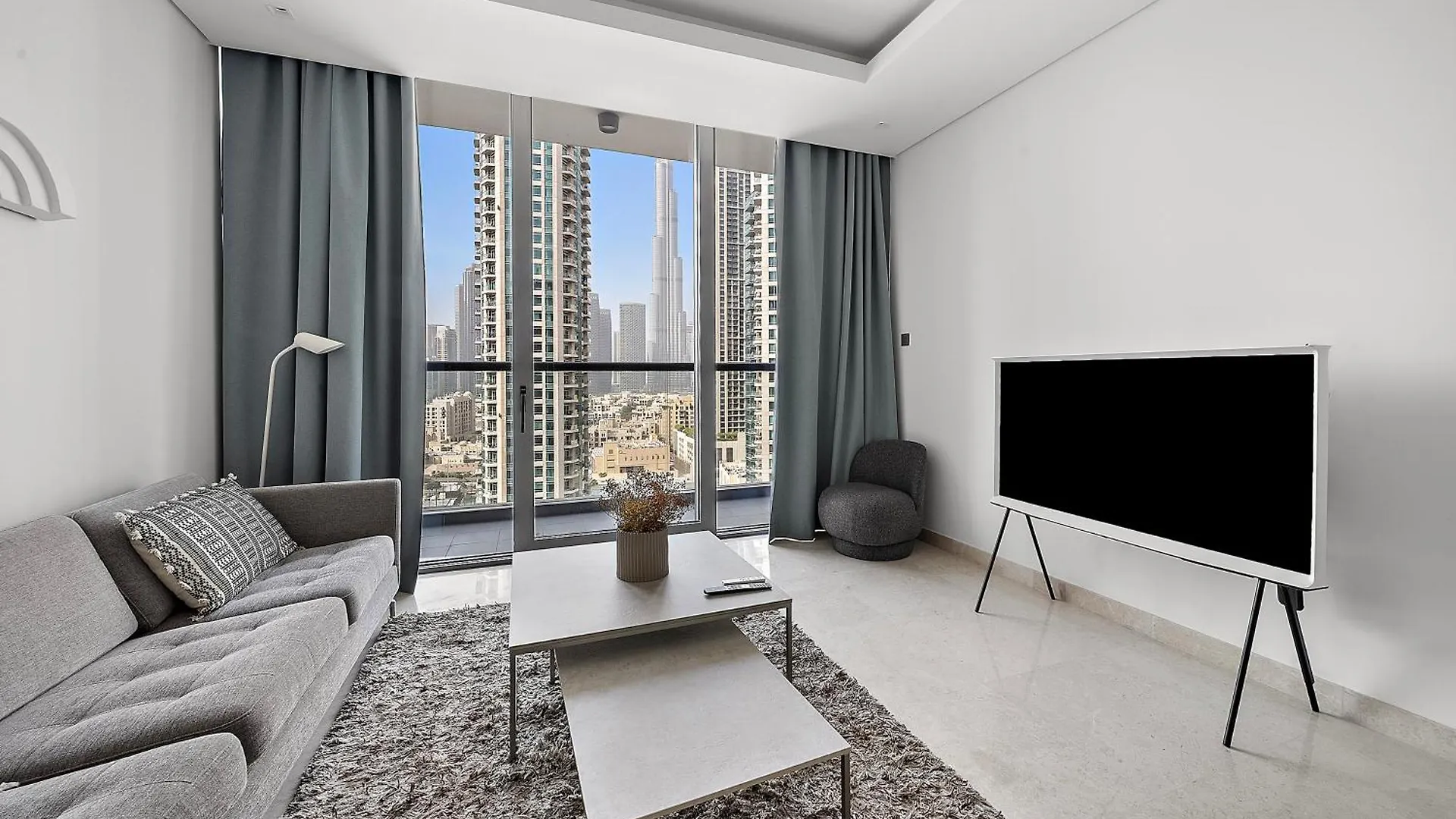 Luxury Living In Sterling West Daire Dubai Birleşik Arap Emirlikleri